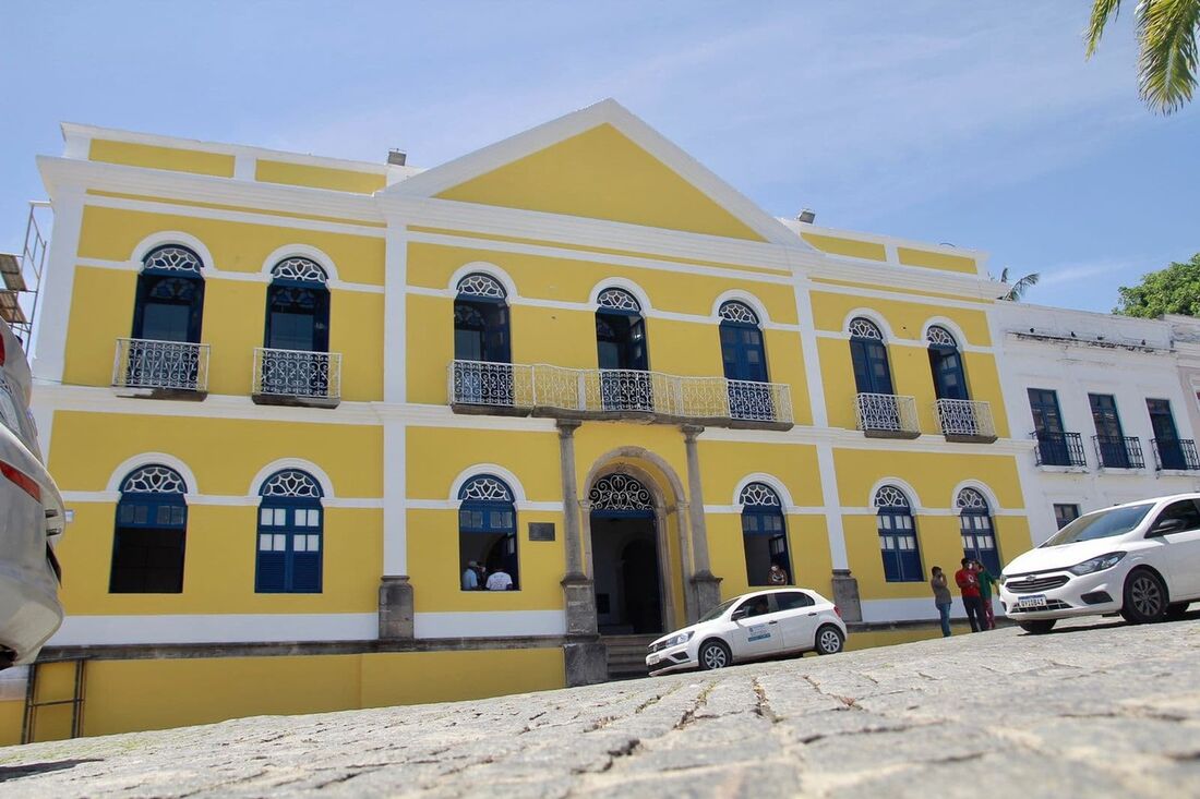 Cidades de Pernambuco transferem ponto facultativo do Dia do Servidor; veja panorama