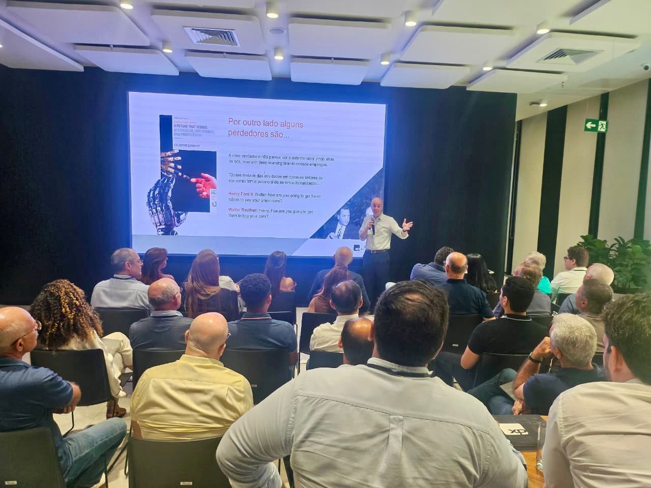 XP apresenta relatório “Onde Investir em 2026” para clientes no Recife