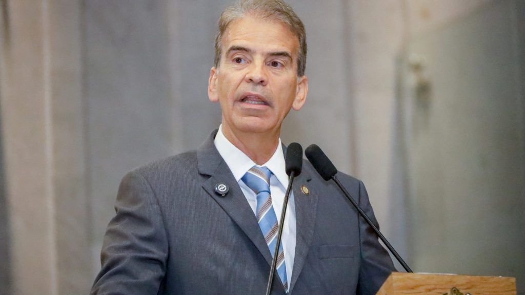 Moraes autoriza quebra de sigilo bancário de Bolsonaro e Michelle
