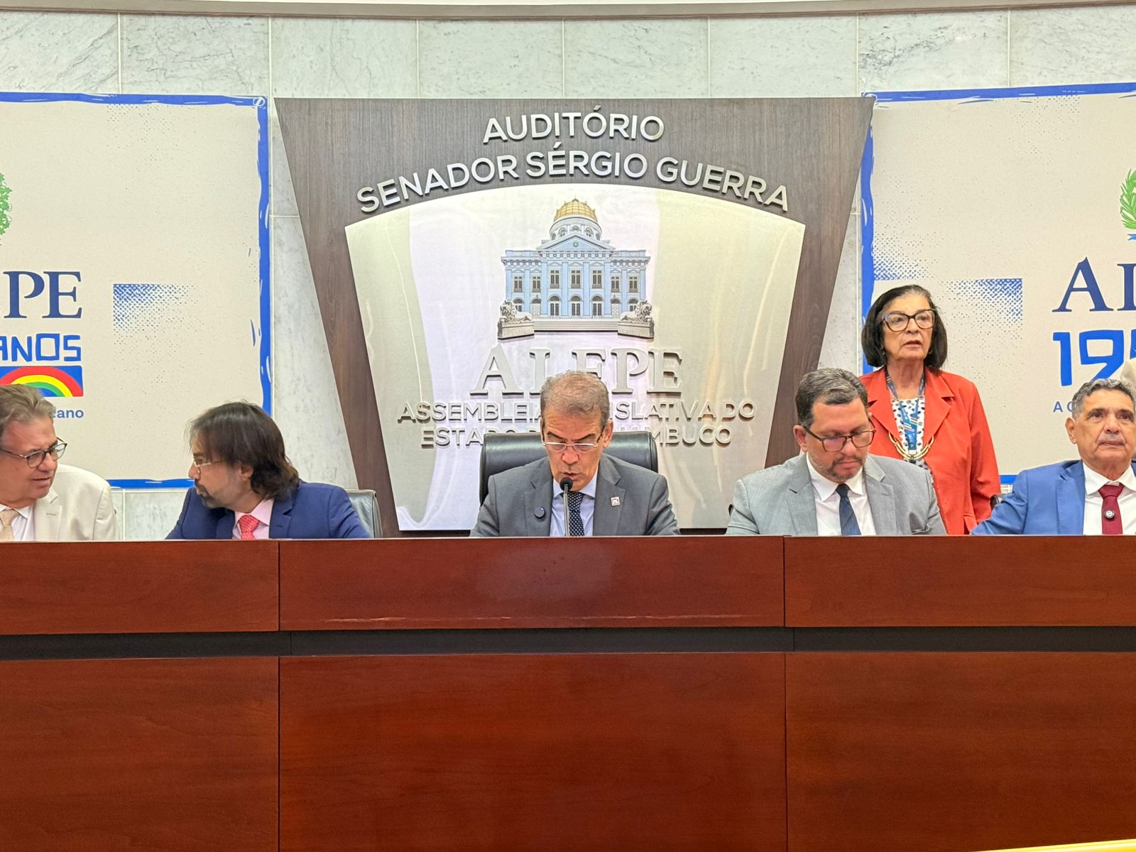 Audiência pública na Assembleia Legislativa de Pernambuco cria grupo de trabalho para debater novas regras da CNH