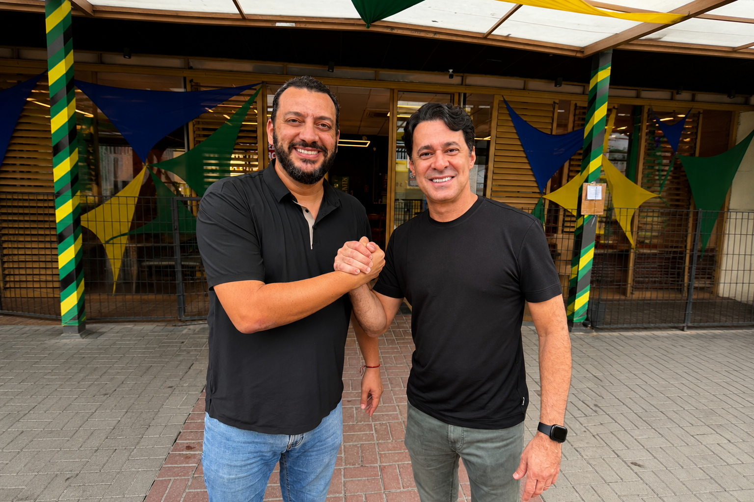 Almoço no Recife reforça aliança entre Anderson Ferreira e Robson Ouro Preto para 2026