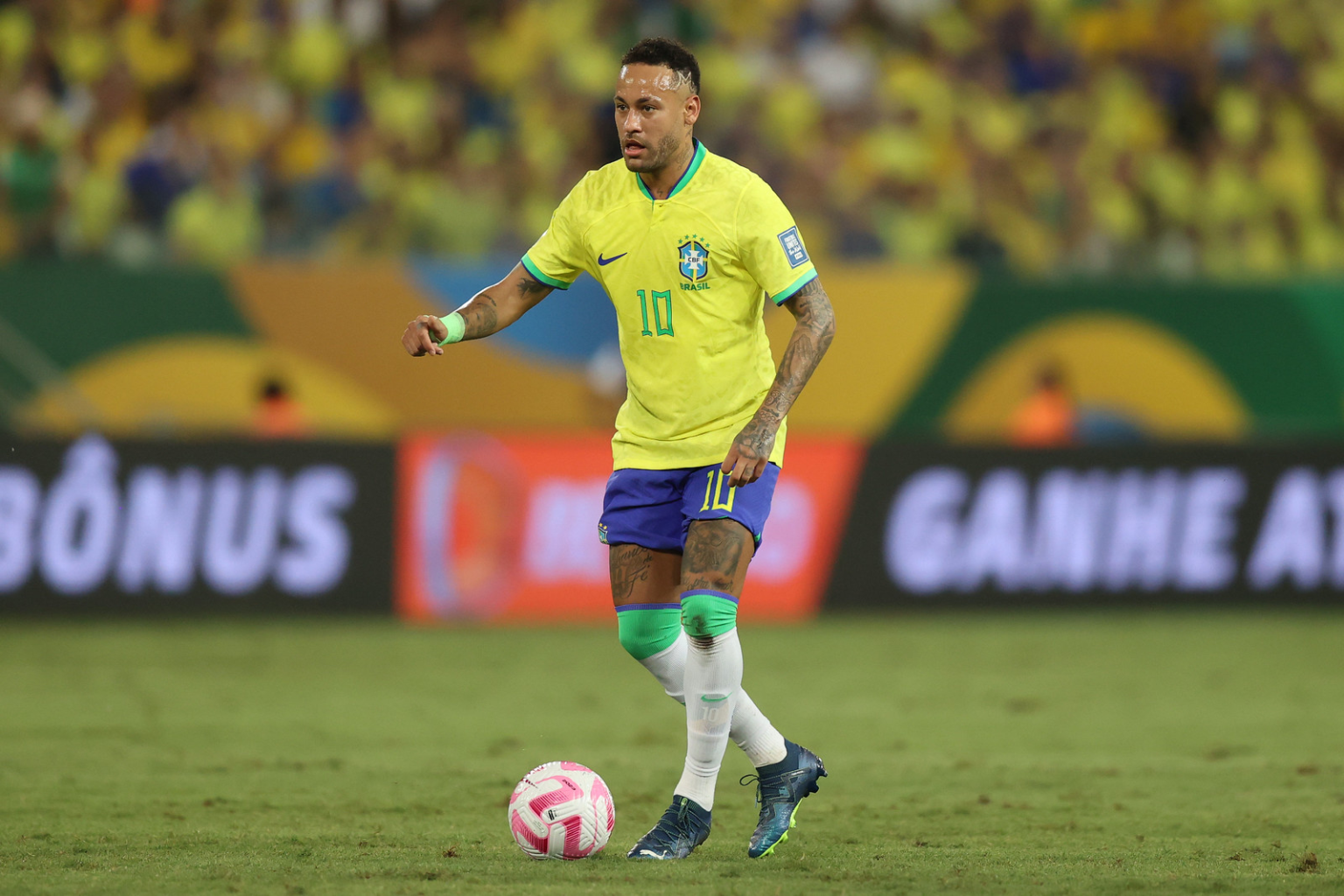 Neymar sinaliza despedida da Seleção Brasileira após eliminação na Copa do Mundo de 2026
